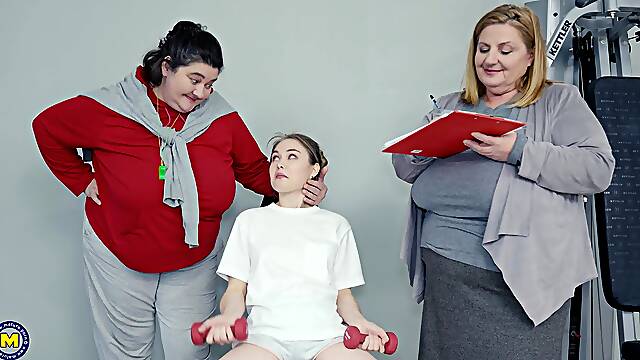 Fat sluts Edina and Maya love masturbating with a skinny babe