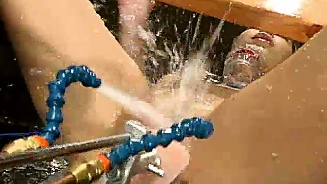 Stunning Kat gets toyed by a machine in water bondage video