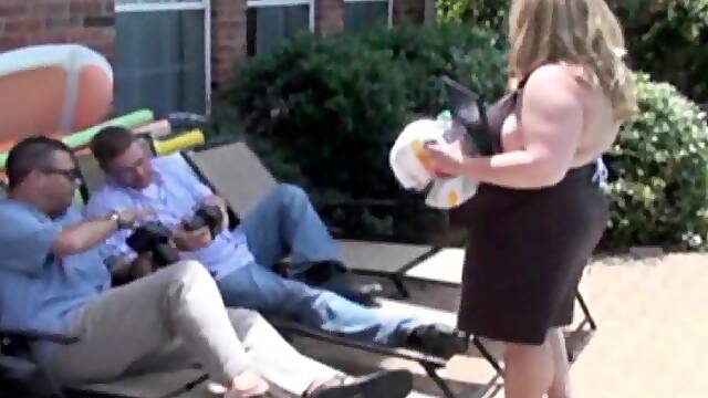 Deep amateur blowjob by mature bbw