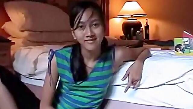 Taiwan student giving head