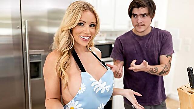 Mommy’s Boy - doggystyle xxx