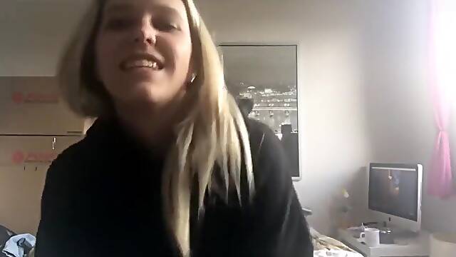 Teen Dirty Talk bis zum Orgasmus