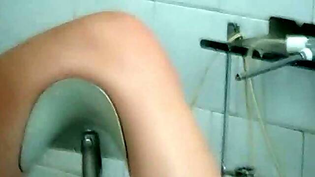 Brunette white milf gets a regular medical check up in the gynecologist office