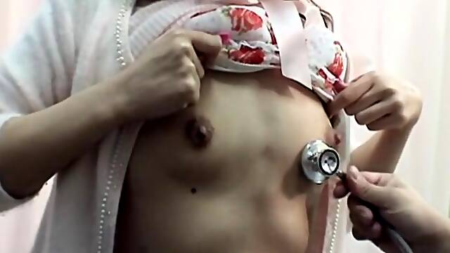 Jap hottie drilled hard with a toy during her Gyno exam