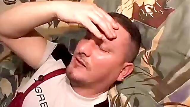 Amateure granny fully anal