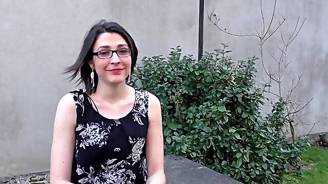 French Mature Celine Ready for Lesbian Double Penetration