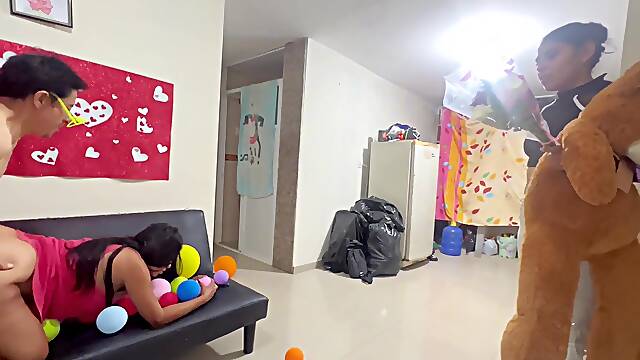 Check out what happened on Valentines Day - real homemade 3way.