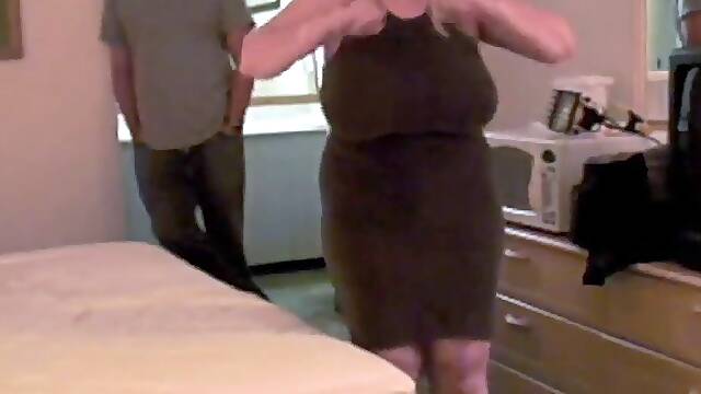 Entregando A Mi Esposa, Cornudos Cum, Mi Esposa Puta Con Otro