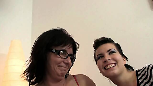 Mature couple seduce cutie into threesome sex