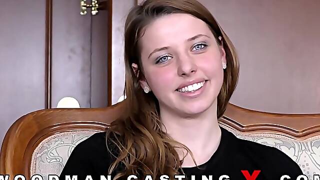 Ornella Cyan Casting