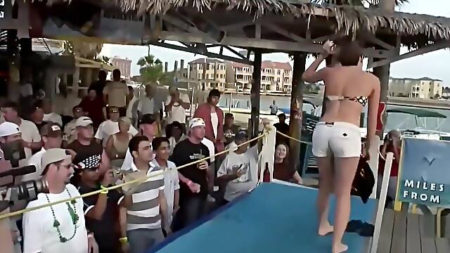 College Beach Contest - DreamGirls