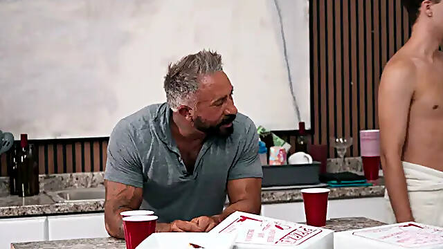 Daddy Seizes the Moment, Joins Twink Trio