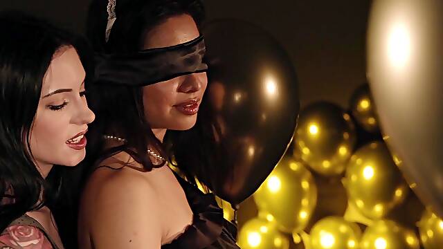 Erotic FFM threesome surprise for Scarlett Alexis by Anna De Ville