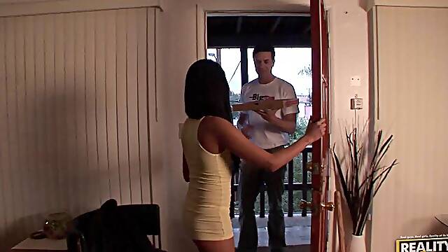 Lexi Diamond Likes Her Dicks in Pizza Boxes!