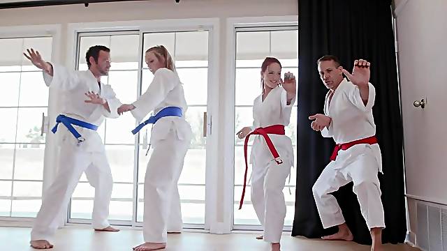 Grupo Deporte, Buenos Cuerpos, Los Mejores Cuerpos