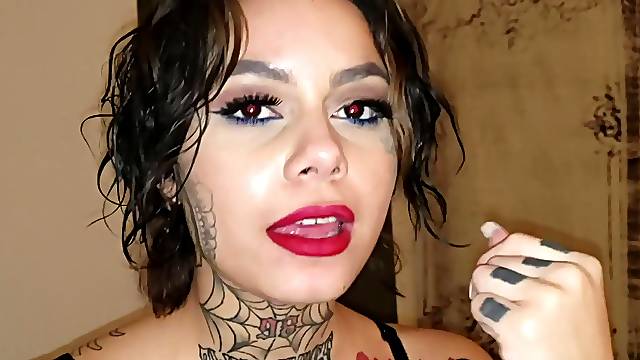 Genevieve fucked after getting a tattoo