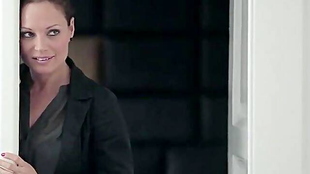 Silvia Lauren joined the pair on the sofa for a trio