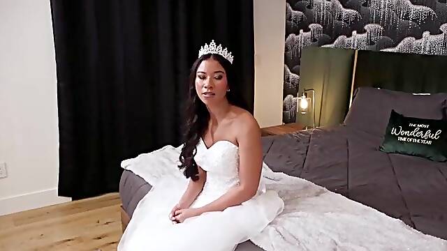 Black bride Ameena Green is making out with her stepdad in law in advance of the marriage.The grand-daddy is licking her ebony hairless vagina previous to they screw.
