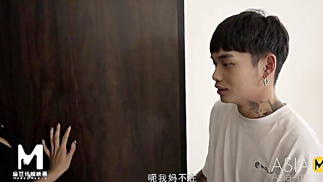 Asia M- Hawt Oriental Trainer Gives Her Student A Seductive Raunchy Experience