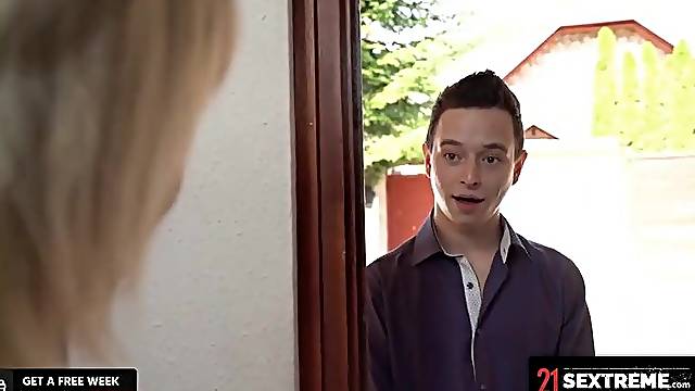 Aged golden-haired woman loves to meet up with a younger chap and have casual sex with him