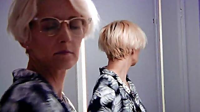 Hottest Belt-on Pegging and Cunt Screwing