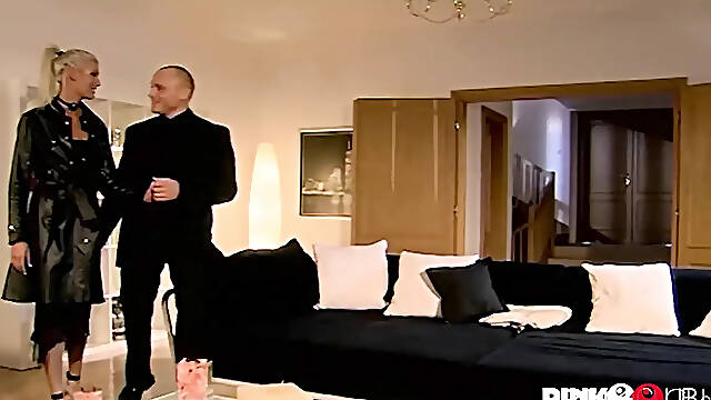 Fashion Undress Tease