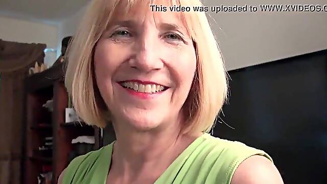 Spruce granny Penny from the USA gives her matured titties and smooth twat the attention they still need. Bonus clip: American gilf Bossy Rider.