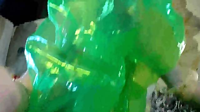 Inflate the rubber ring to ride on it