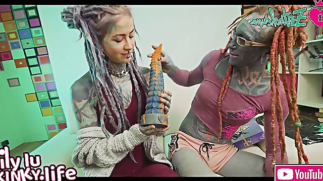 UNBOXING our fresh XXL JOHN THOMAS TENTACLE fake penises. More on our FREE YOUTUBE channel: insane Life