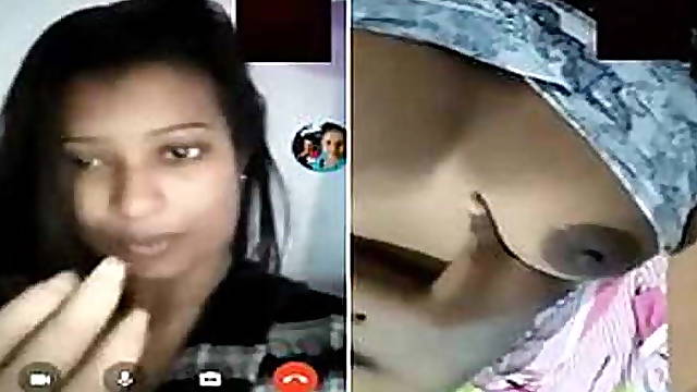 Indian desi hot bhabhi fingering on selfie video