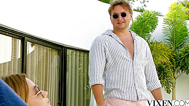 VIXEN Petite Lily is obsessed with seducing married men