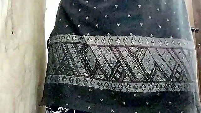 Indian Desi girl bath and fingering in her pussy hardly