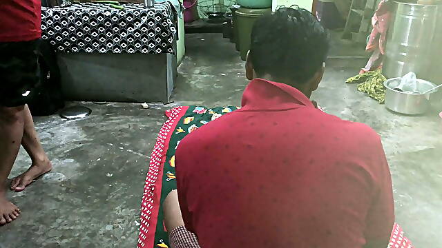 SALU BHABHI FUCK WITH DEWAR 