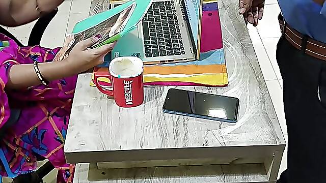 Hot Indian bhabhi fucked office by office employ  hindi audio 