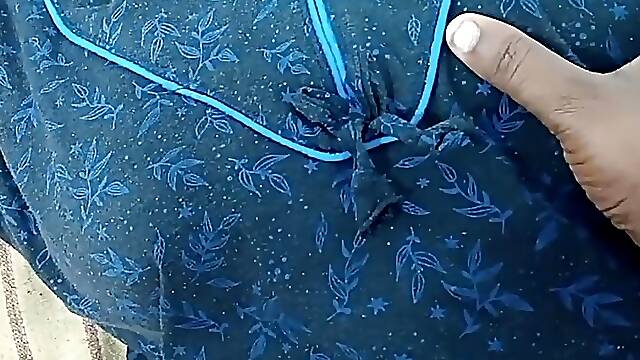 Tamil bhabhi hot sucking her dever cock and creampie fucking for Lotus position