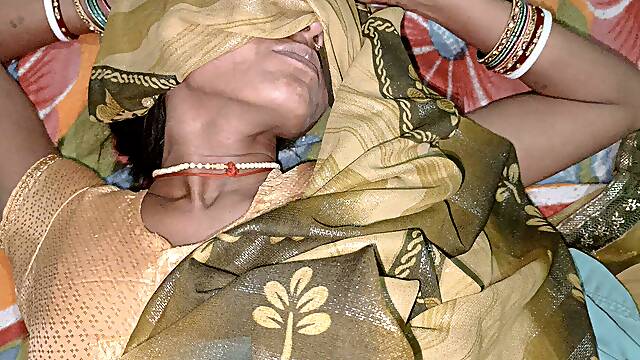 Marathi dost ki bibi ki chudai video mrathi dost ko daru pila kar sula diya our uski bibi se maza...