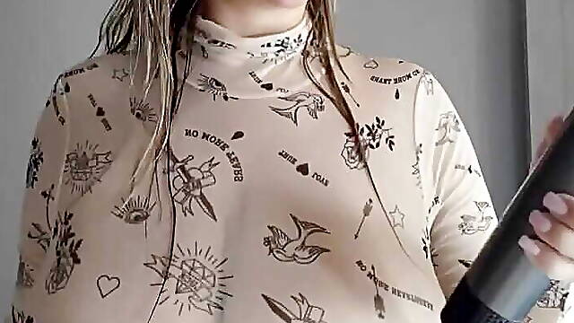 Drying wet hair after a wet shower Big natural saggy tits