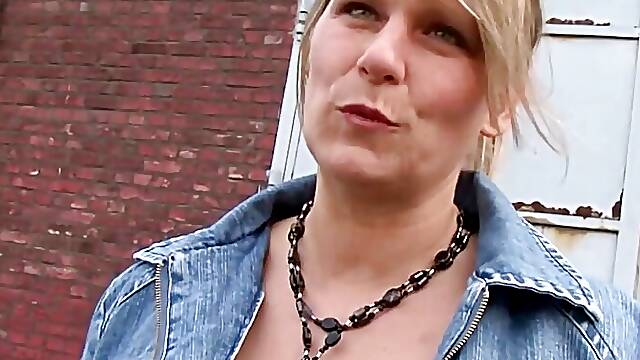 German housewife next door does sex casting