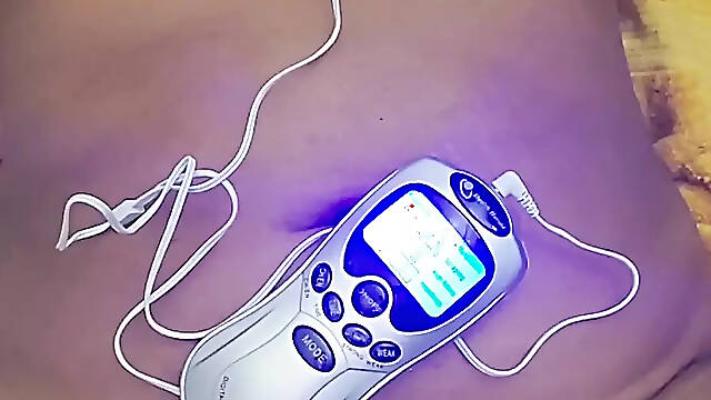 Zapping my Tits and Pussy