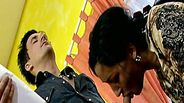 German MILF with Hairy Brunette Bush Gets Anal Fucked in