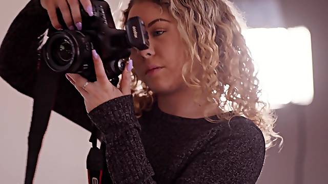 Amateur photographer Allie Addison is surprised by the size of his cock