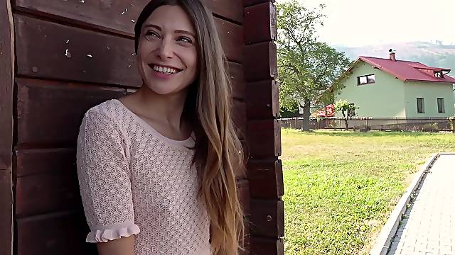 Cute amateur Talia Mint drops on her knees to blow a stranger