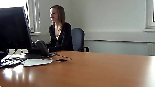 Büro Sex mit female choice österreichischen Mädchen