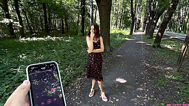 Walk In The Woods With Lush Ended With Cuming On Her Face And Hair