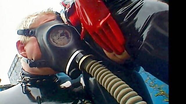 Pussy licking in gas mask humiliating