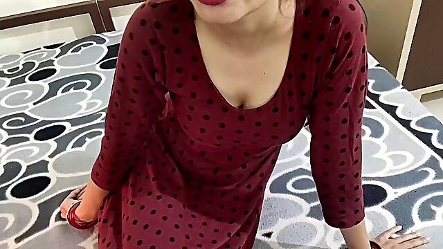 Desi Indian Stepmom Teaches Stepson How to Satisfy His GF in Hindi Dirty Talk Saarabhabhi6