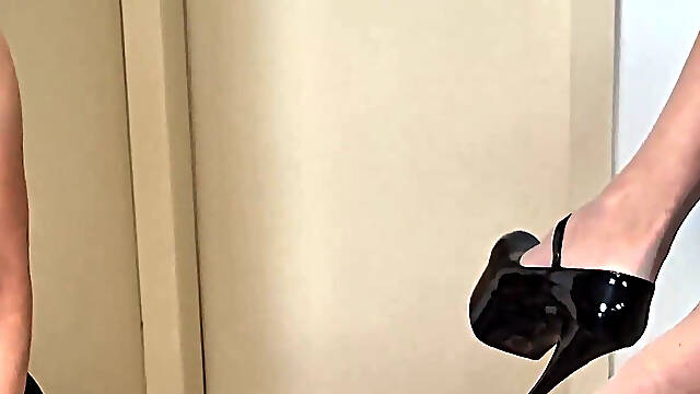 Squirting Cunts' Contest