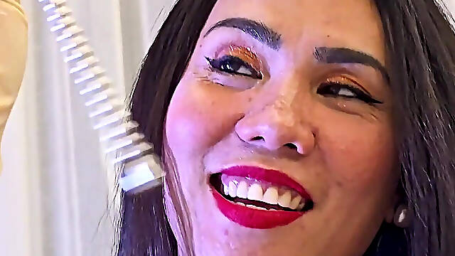 Dominafire Latex Glove Sounding & Edging Slave