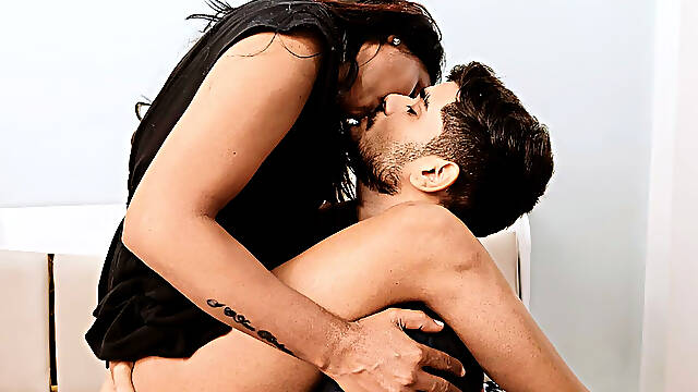 Indian Desi Stepsister Hardcore Sex with Desi Stepbrother and Pussy Licking Fuck Bigg Cook Video