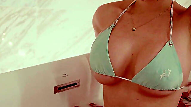 Exclusive Vlog - Aphrodite's Bath